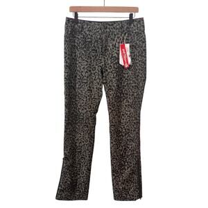 NWT Women's Volcom Battle Stretch Ski Snowboard Pants Leopard Print Green Size M